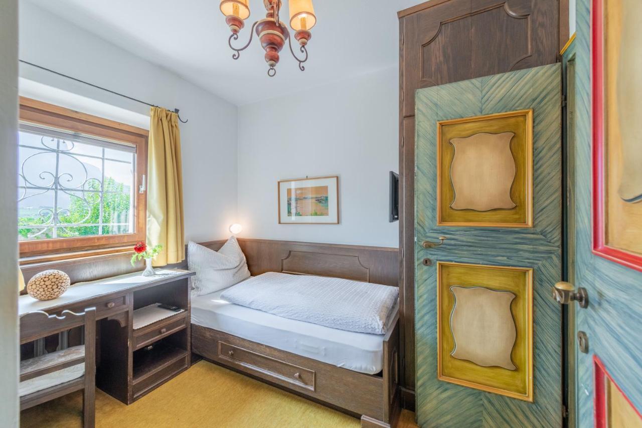 Haus Oberhofer Bed and Breakfast Cornaiano Kamer foto